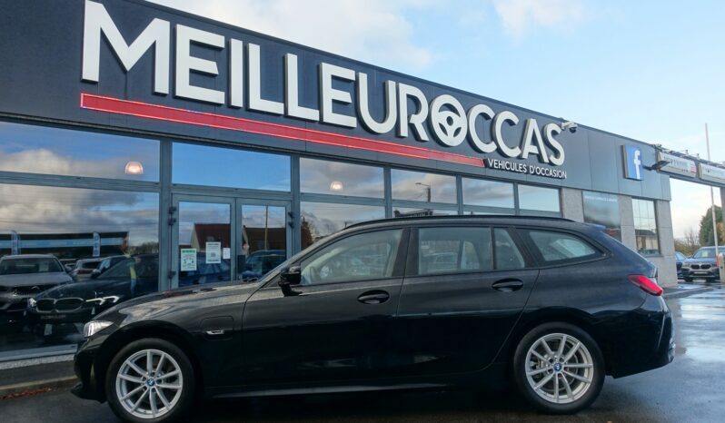 BMW 320 E TOURING HYBRIDE RECHARGEABLE 204 CH complet