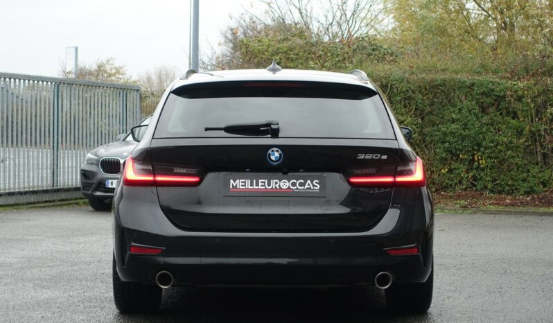 BMW 320 EA E-DRIVE TOURING 204 CH HYBRIDE RECHARGEABLE BVA complet