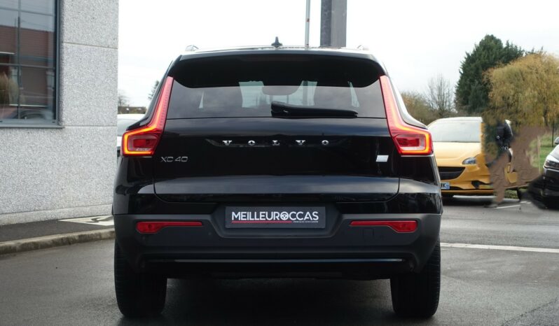 VOLVO XC 40 T4 HYBRIDE RECHARGEABLE GEARTRONIC 211 CH  R-DESIGN complet