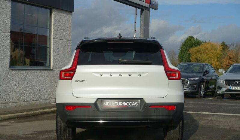 VOLVO XC 40 T4 HYBRIDE RECHARGEABLE GEARTRONIC 211 CH  R-DESIGN complet