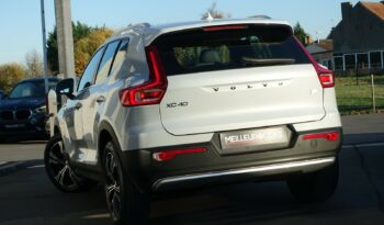 VOLVO XC 40 T4 HYBRIDE RECHARGEABLE GEARTRONIC 211 CH ( 129 CH + 82 CH ) INSCRIPTION complet