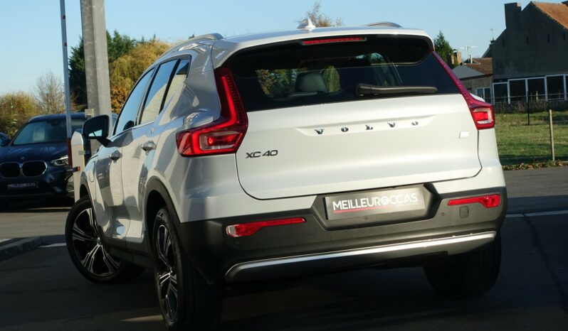 VOLVO XC 40 T4 HYBRIDE RECHARGEABLE GEARTRONIC 211 CH ( 129 CH + 82 CH ) INSCRIPTION complet