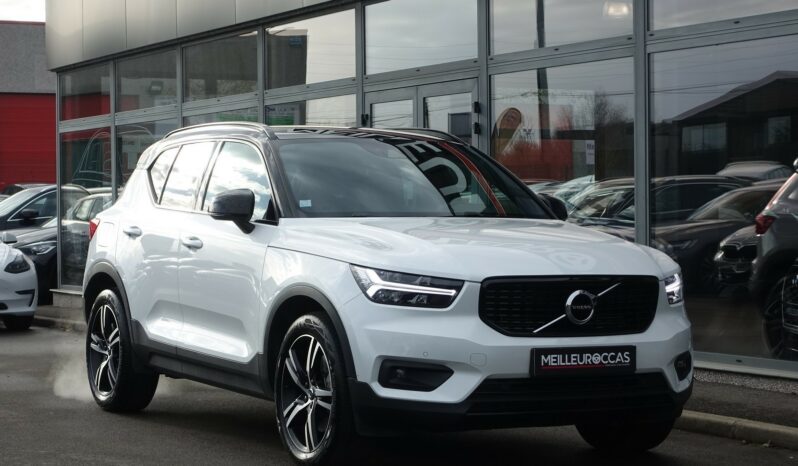 VOLVO XC 40 T4 HYBRIDE RECHARGEABLE GEARTRONIC 211 CH  R-DESIGN complet