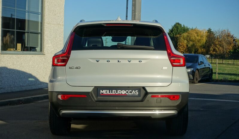 VOLVO XC 40 T4 HYBRIDE RECHARGEABLE GEARTRONIC 211 CH ( 129 CH + 82 CH ) INSCRIPTION complet