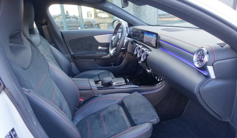 MERCEDES CLA 250 E 8G-DCT SHOOTING BRAKE 262 CH EQ POWER HYBRIDE RECHARGEABLE  AMG-LINE complet