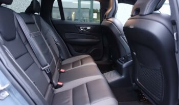 VOLVO V 60 T8 AWD HYBRIDE RECHARGEABLE GEARTRONIC 318 CH + 87  R-DESIGN complet