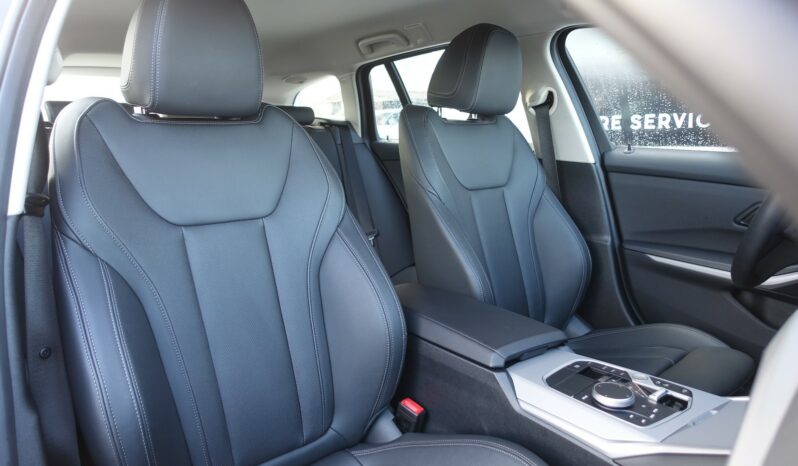 BMW 320 E TOURING HYBRIDE RECHARGEABLE 204 CH complet