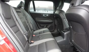VOLVO V 60 T8 AWD GEARTRONIC 303CH + 87 CH HYBRIDE RECHARGEABLE R-DESIGN complet