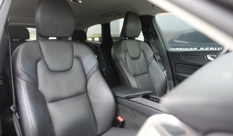 VOLVO XC 60 D4 2.0 L GEARTRONIC 163CH INSCRIPTION complet