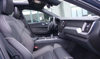 VOLVO XC 60 T6 HYBRIDE RECHARGEABLE GEARTRONIC AWD 253 + 87 CH R-DESIGN complet