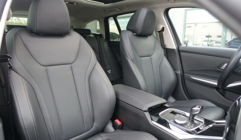 BMW 320 E TOURING HYBRIDE RECHARGEABLE 204 CH complet