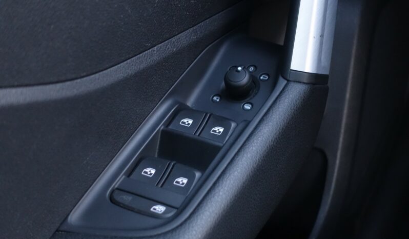 AUDI Q2 30 TDI 116 CH S-LINE complet