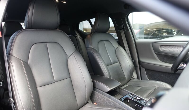 VOLVO XC 40 T4 HYBRIDE RECHARGEABLE GEARTRONIC 211 CH  R-DESIGN complet