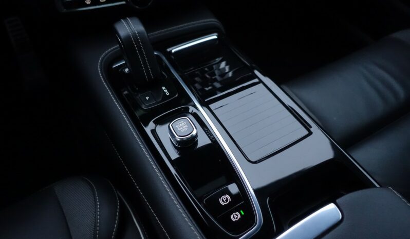 VOLVO V 60 T8 AWD HYBRIDE RECHARGEABLE GEARTRONIC 318 CH + 87  R-DESIGN complet