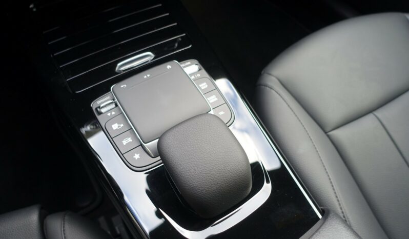 MERCEDES CLA 250 E 262 CH EQ POWER HYBRIDE RECHARGEABLE 8G-DCT complet