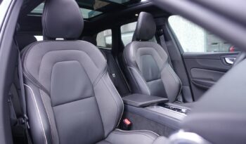 VOLVO XC 60 T6 HYBRIDE RECHARGEABLE GEARTRONIC AWD 253 + 87 CH R-DESIGN complet