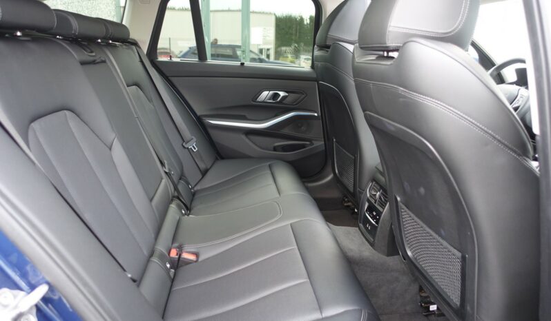BMW 320 E TOURING HYBRIDE RECHARGEABLE 204 CH complet