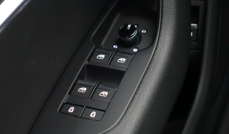 AUDI A6 AVANT 35 TDI MHEV S-TRONIC 163 CH S-LINE complet