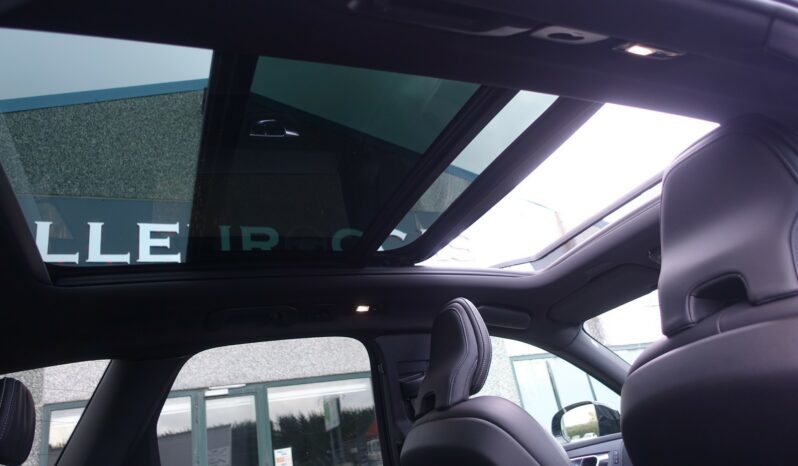 VOLVO XC 60 T6 HYBRIDE RECHARGEABLE GEARTRONIC AWD 253 + 87 CH R-DESIGN complet