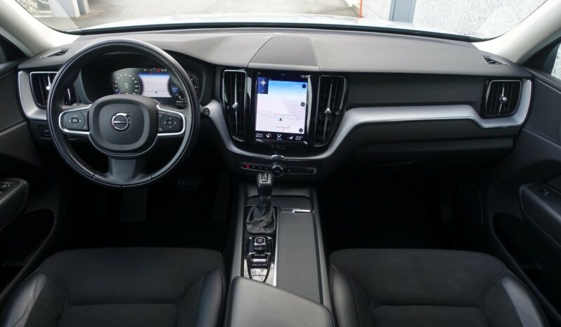 VOLVO XC 60 D4 2.0 L GEARTRONIC 163CH MOMENTUM complet