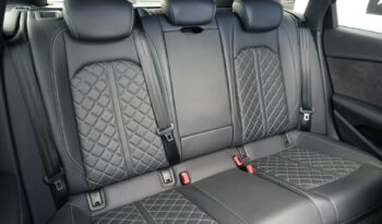 AUDI A4 AVANT 35 TDI MHEV PHASE 2 S-TRONIC COMPETITION 163 CH S-LINE complet