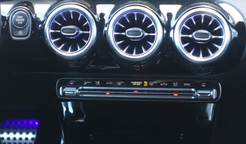 MERCEDES CLASSE CLA 220D SHOOTING BRAKE 190 CH 8G-Dct  AMG-LINE complet