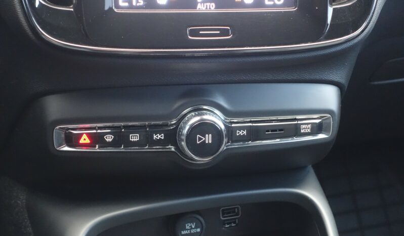 VOLVO XC 40 T4 HYBRIDE RECHARGEABLE GEARTRONIC 211 CH  R-DESIGN complet