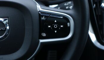 VOLVO V 60 T8 AWD HYBRIDE RECHARGEABLE GEARTRONIC 318 CH + 87  R-DESIGN complet