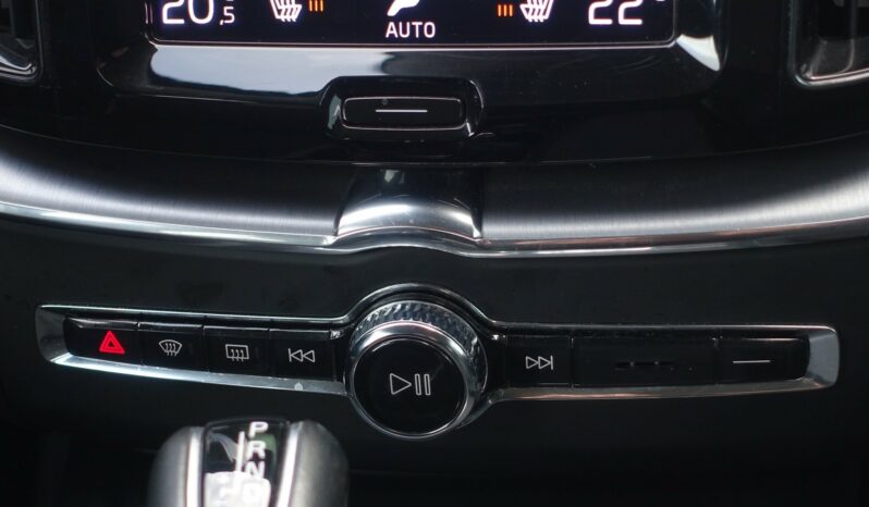 VOLVO XC 60 D4 2.0 L GEARTRONIC 163CH MOMENTUM complet