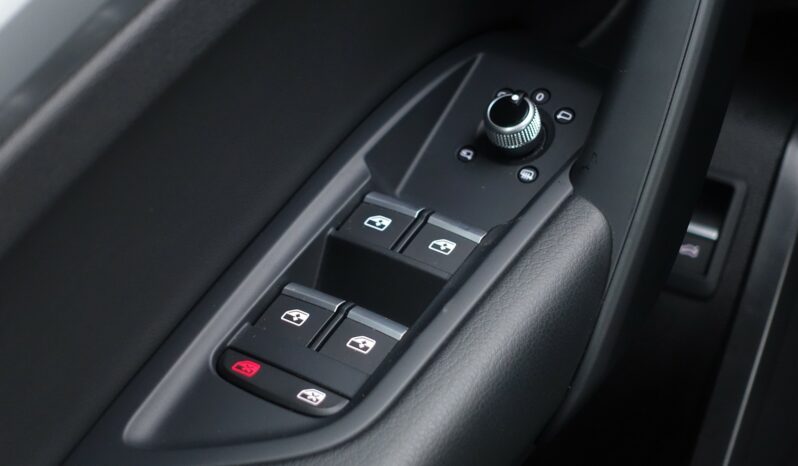 AUDI Q5 35 TDI 163 CH S-TRONIC MHEV complet