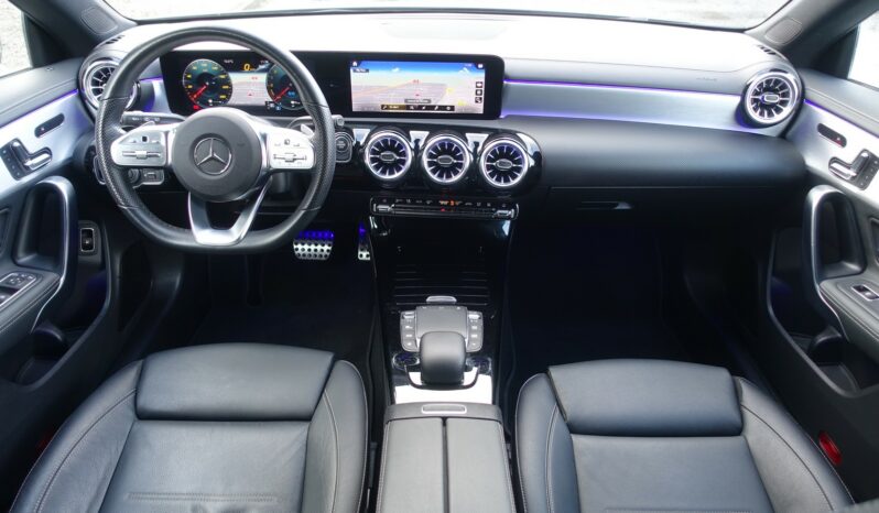 MERCEDES CLA 250 E 8G-DCT SHOOTING BRAKE 218 CH EQ POWER HYBRIDE RECHARGEABLE  AMG-LINE complet