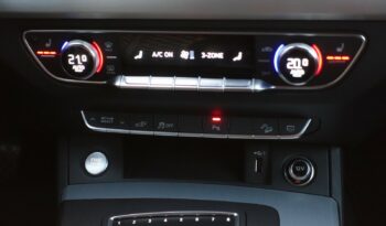 AUDI Q5 55 TFSI E 252 CH QUATTRO S-TRONIC HYBRIDE RECHARGEABLE  S-LINE complet