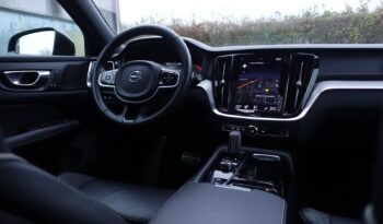VOLVO V 60 T8 AWD HYBRIDE RECHARGEABLE GEARTRONIC 318 CH + 87  R-DESIGN complet
