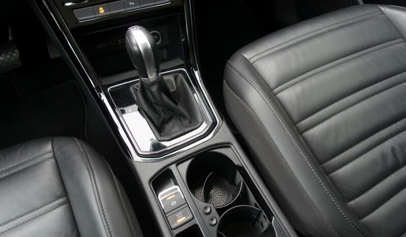 VOLKSWAGEN TOURAN 1.6 L TDI DSG 7 PLACES HIGHLINE ( idem carat ) complet