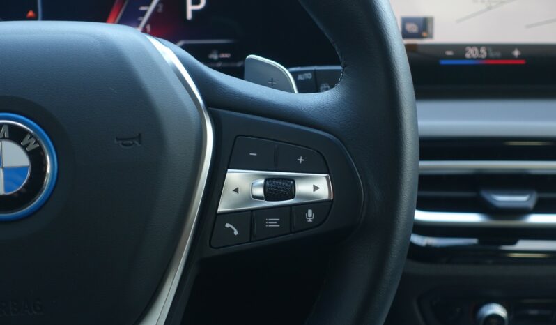 BMW 320 E TOURING HYBRIDE RECHARGEABLE 204 CH complet