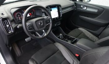 VOLVO XC 40 T4 HYBRIDE RECHARGEABLE GEARTRONIC 211 CH  R-DESIGN complet