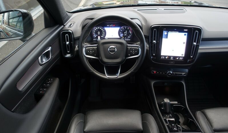 VOLVO XC 40 T4 HYBRIDE RECHARGEABLE GEARTRONIC 211 CH  R-DESIGN complet