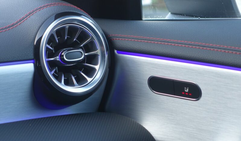 MERCEDES CLA 250 E 8G-DCT SHOOTING BRAKE 262 CH EQ POWER HYBRIDE RECHARGEABLE  AMG-LINE complet