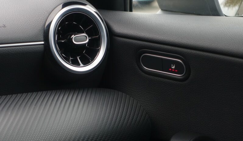 MERCEDES CLASSE A 250 E 218 CH HYBRIDE RECHARGEABLE 8G-DCT complet