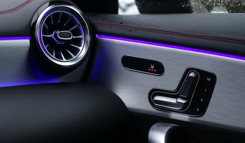 MERCEDES CLA 250 E 8G-DCT SHOOTING BRAKE 262 CH EQ POWER HYBRIDE RECHARGEABLE  AMG-LINE complet