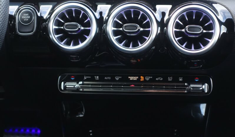 MERCEDES CLA 250 E 8G-DCT SHOOTING BRAKE 218 CH EQ POWER HYBRIDE RECHARGEABLE  AMG-LINE complet