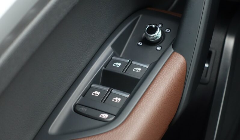 AUDI Q5 35 TDI 163 CH S-TRONIC MHEV  S-LINE complet