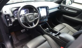 VOLVO XC 40 T4 HYBRIDE RECHARGEABLE GEARTRONIC 211 CH  R-DESIGN complet