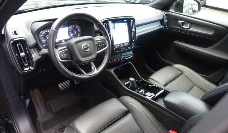 VOLVO XC 40 T4 HYBRIDE RECHARGEABLE GEARTRONIC 211 CH  R-DESIGN complet