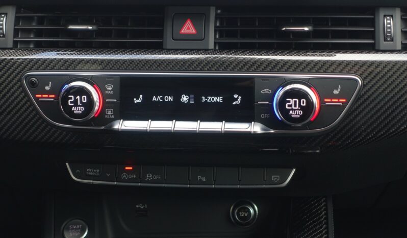 AUDI A4 AVANT 35 TDI MHEV PHASE 2 S-TRONIC COMPETITION 163 CH S-LINE complet