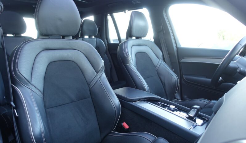 VOLVO XC 90 T8 4WD 7 PLACES HYBRIDE RECHARGEABLE GEARTRONIC 390 CH  R-DESIGN complet