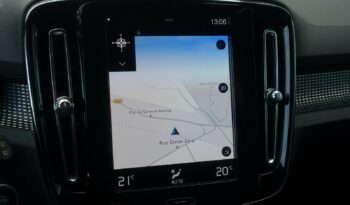 VOLVO XC 40 T4 HYBRIDE RECHARGEABLE GEARTRONIC 211 CH  R-DESIGN complet