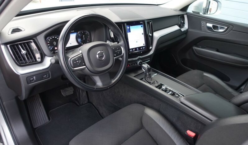 VOLVO XC 60 D4 2.0 L GEARTRONIC 163CH MOMENTUM complet