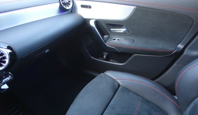 MERCEDES CLA 250 E 8G-DCT SHOOTING BRAKE 262 CH EQ POWER HYBRIDE RECHARGEABLE  AMG-LINE complet