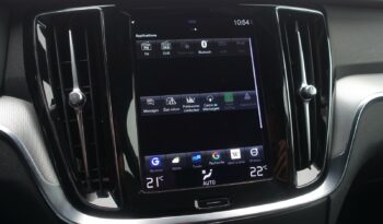 VOLVO V 60 T8 AWD GEARTRONIC 303CH + 87 CH HYBRIDE RECHARGEABLE R-DESIGN complet